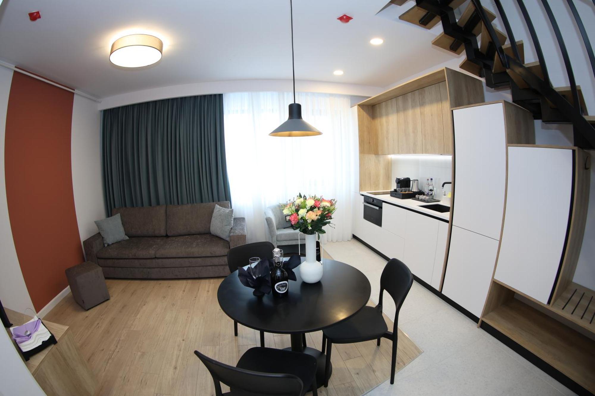 Montan-Aparthotel Predeal Eksteriør billede