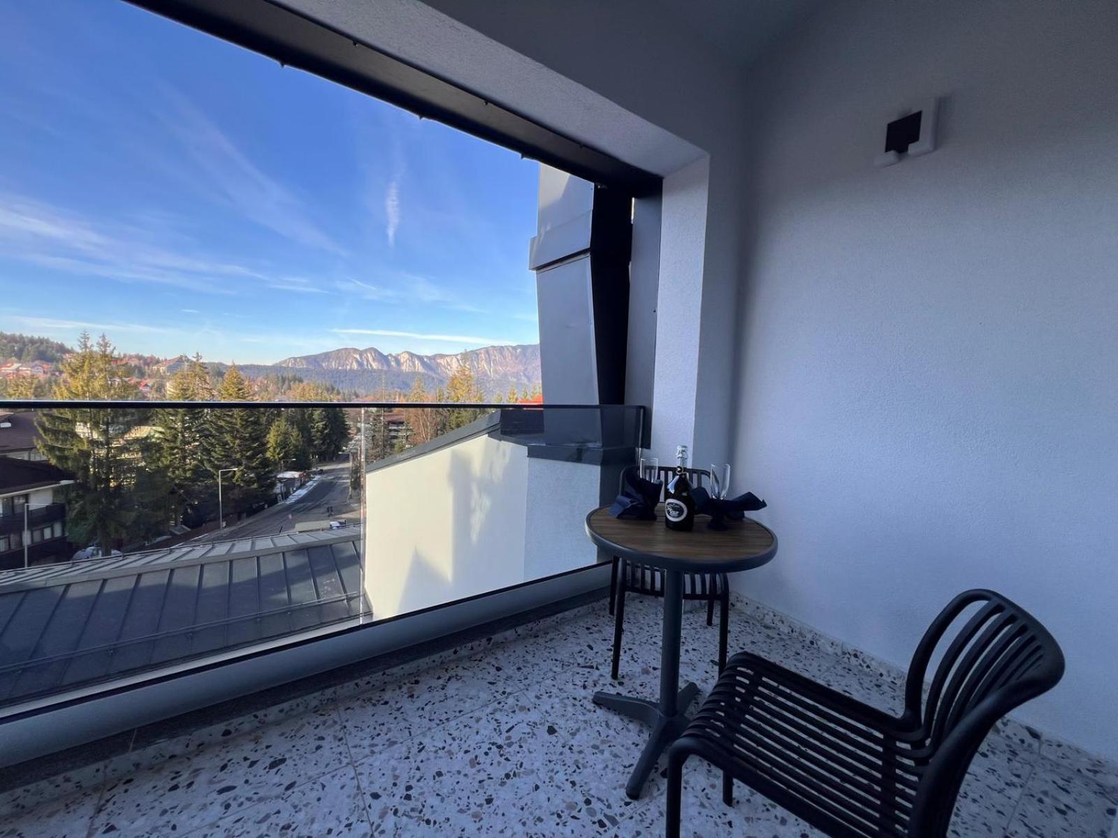 Montan-Aparthotel Predeal Eksteriør billede