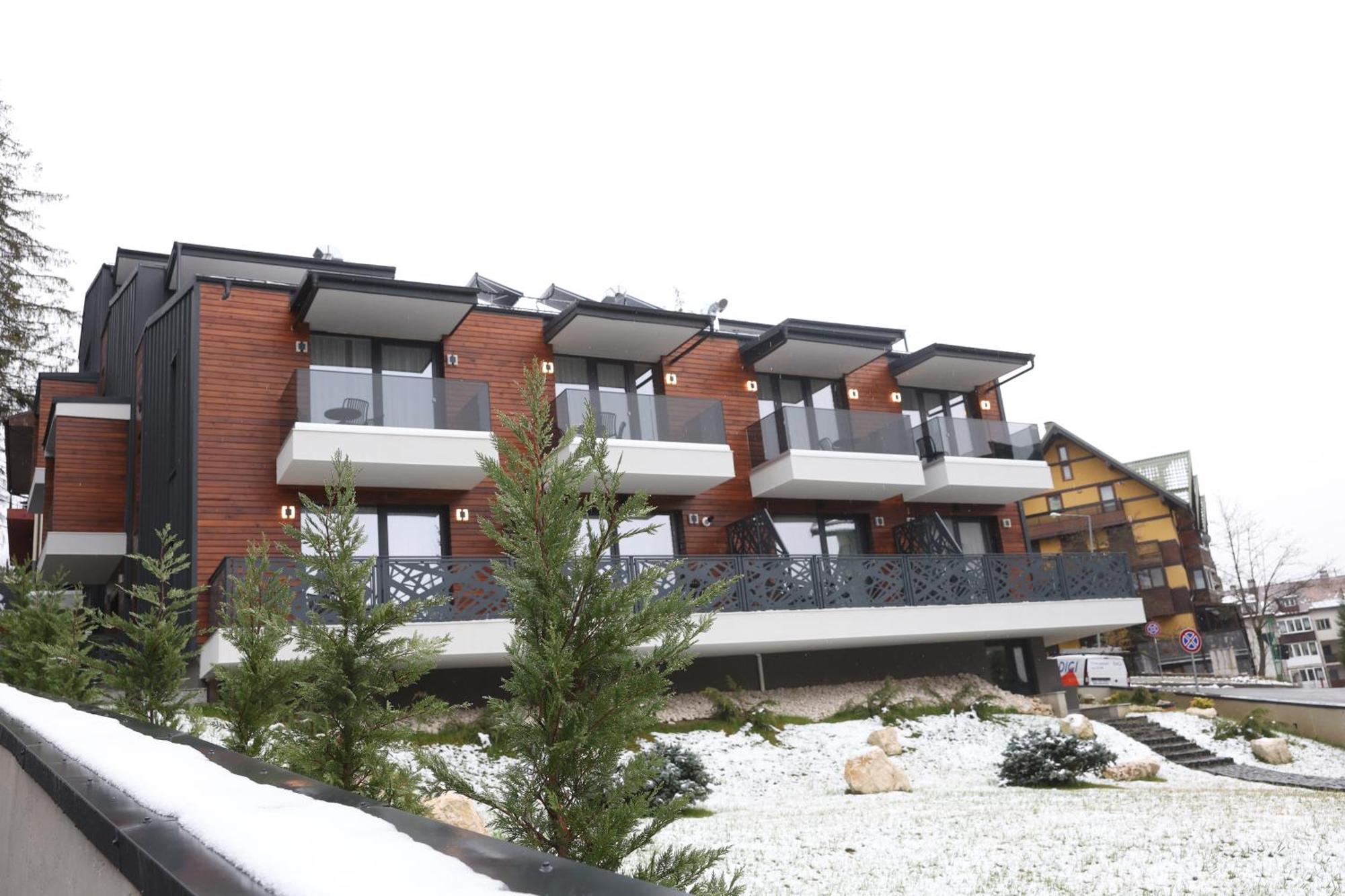 Montan-Aparthotel Predeal Eksteriør billede